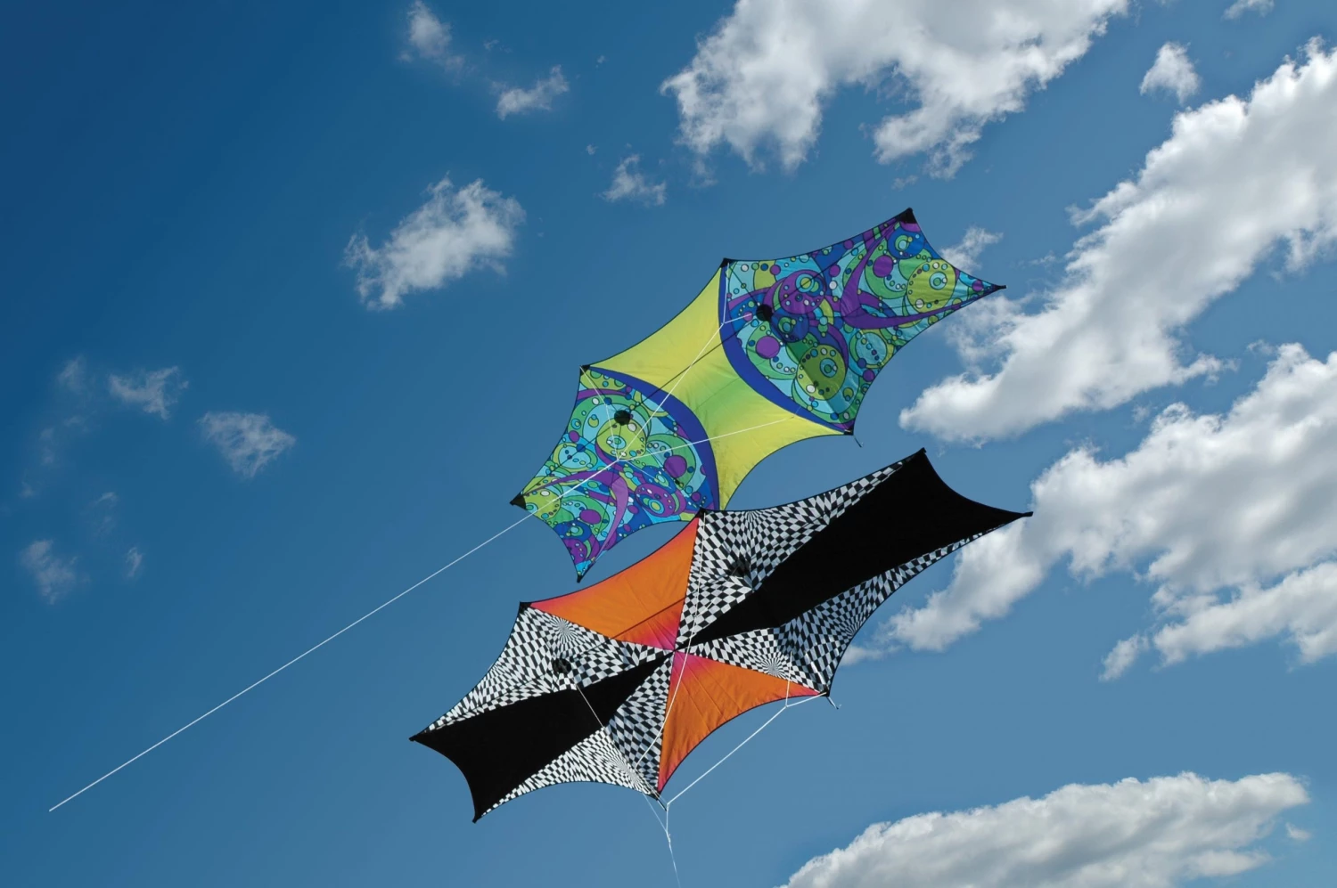 Collections Kites Genki Kite - Orange Op-Art 2 Collections Kites Genki Kite - Orange Op-Art